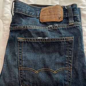 American Eagle 31 x30. Like new —soft feel denim.